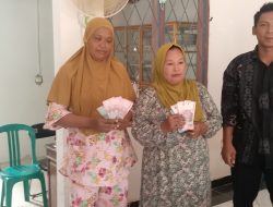 Pemdes Teluk Tenggulang Salurkan BLT Dana Desa 3 Bulan Sekaligus Plus Honor Marbot Dan Kader Posyandu